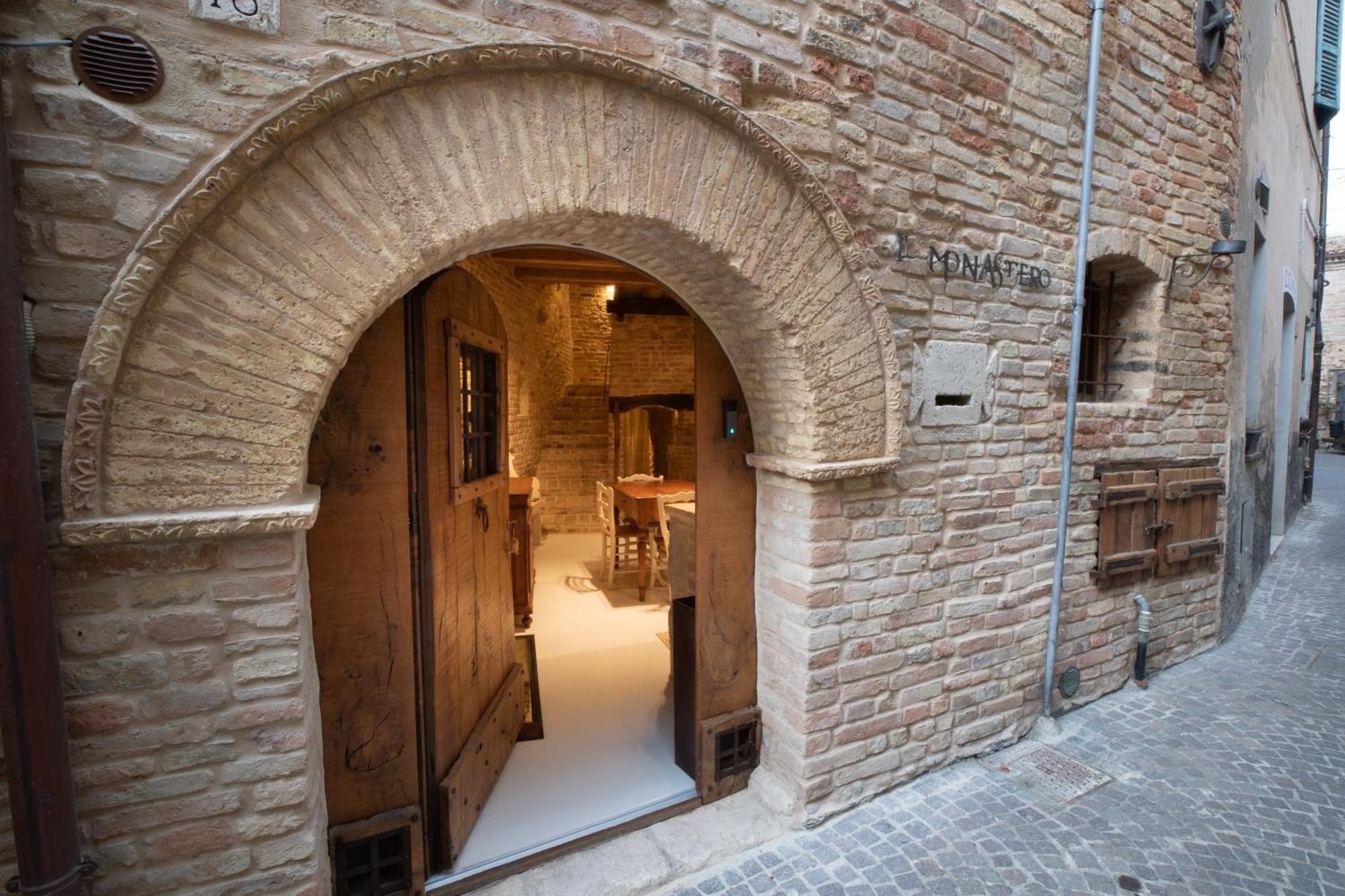 The Monastery - Unique Vacation Home Monteprandone Exterior foto